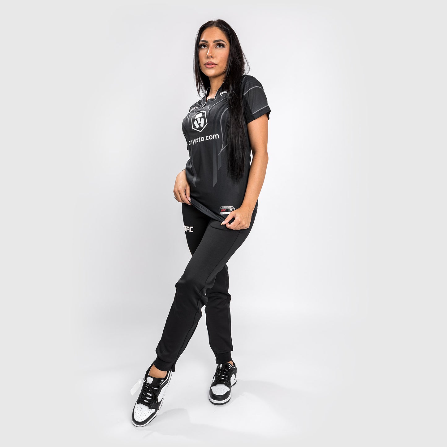 UFC Venum Authentic Fight Night 2.0 Kit by Venum 女士款Walkout球衣 – 黑色