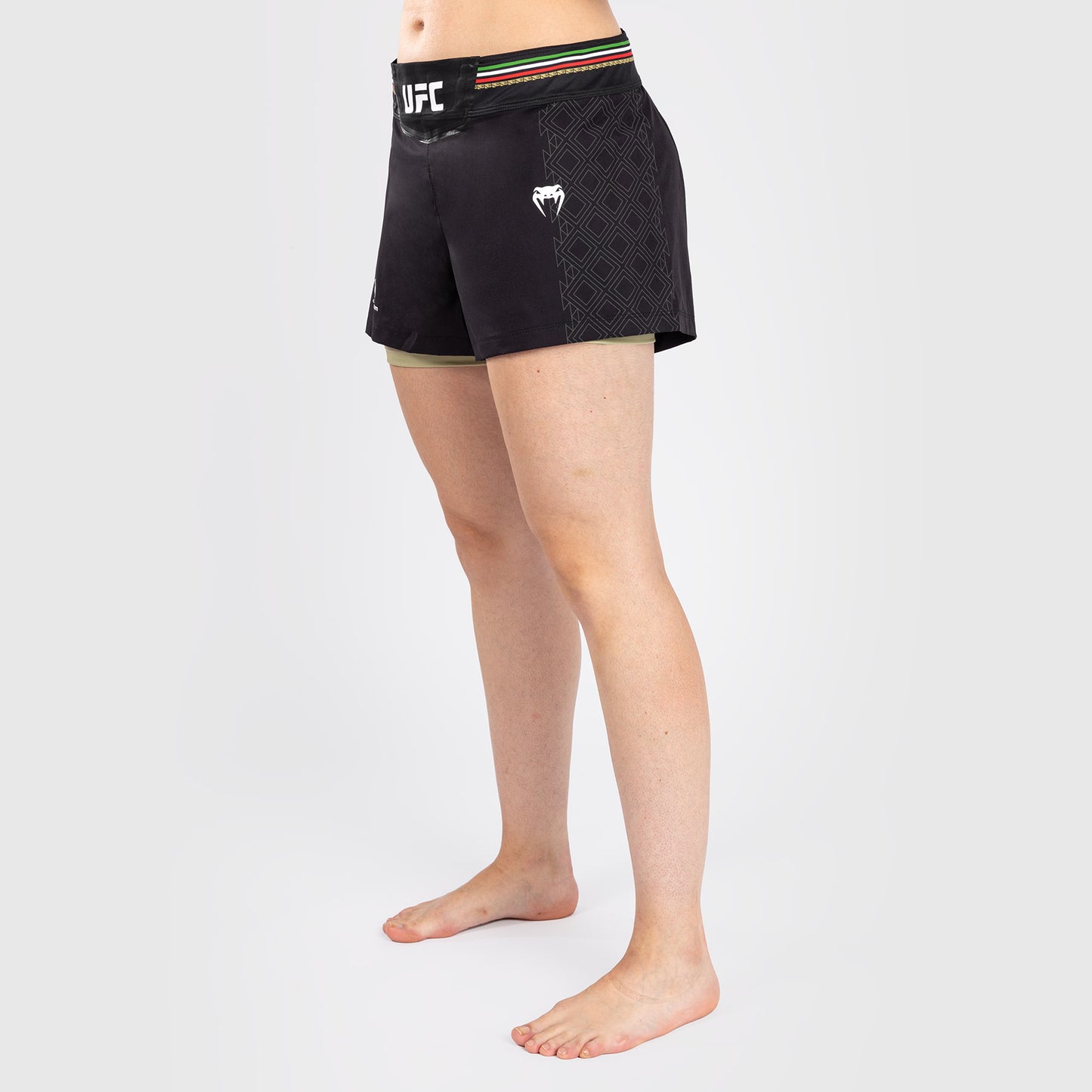 Noche UFC by Venum Authentic 女士格斗短裤 – 黑色