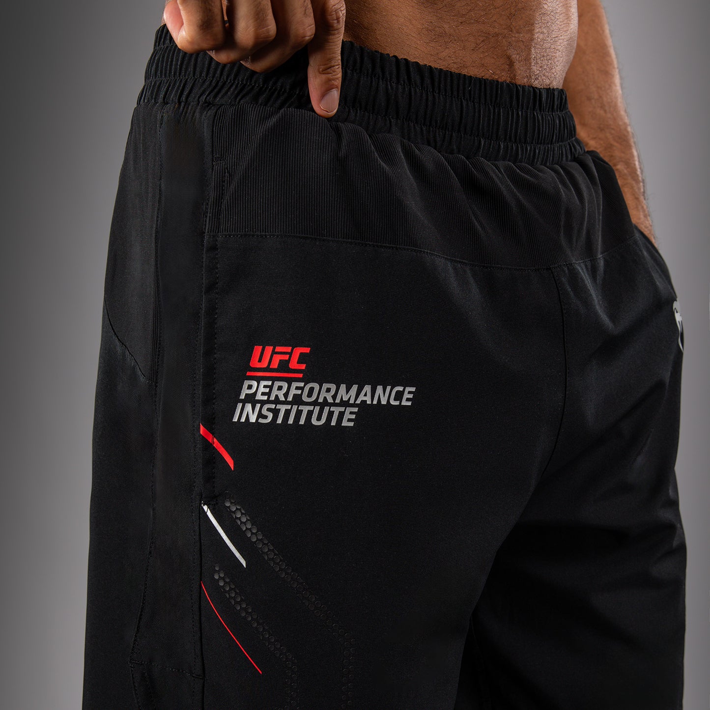Venum UFC PI 3.0 训练短裤 – 黑色