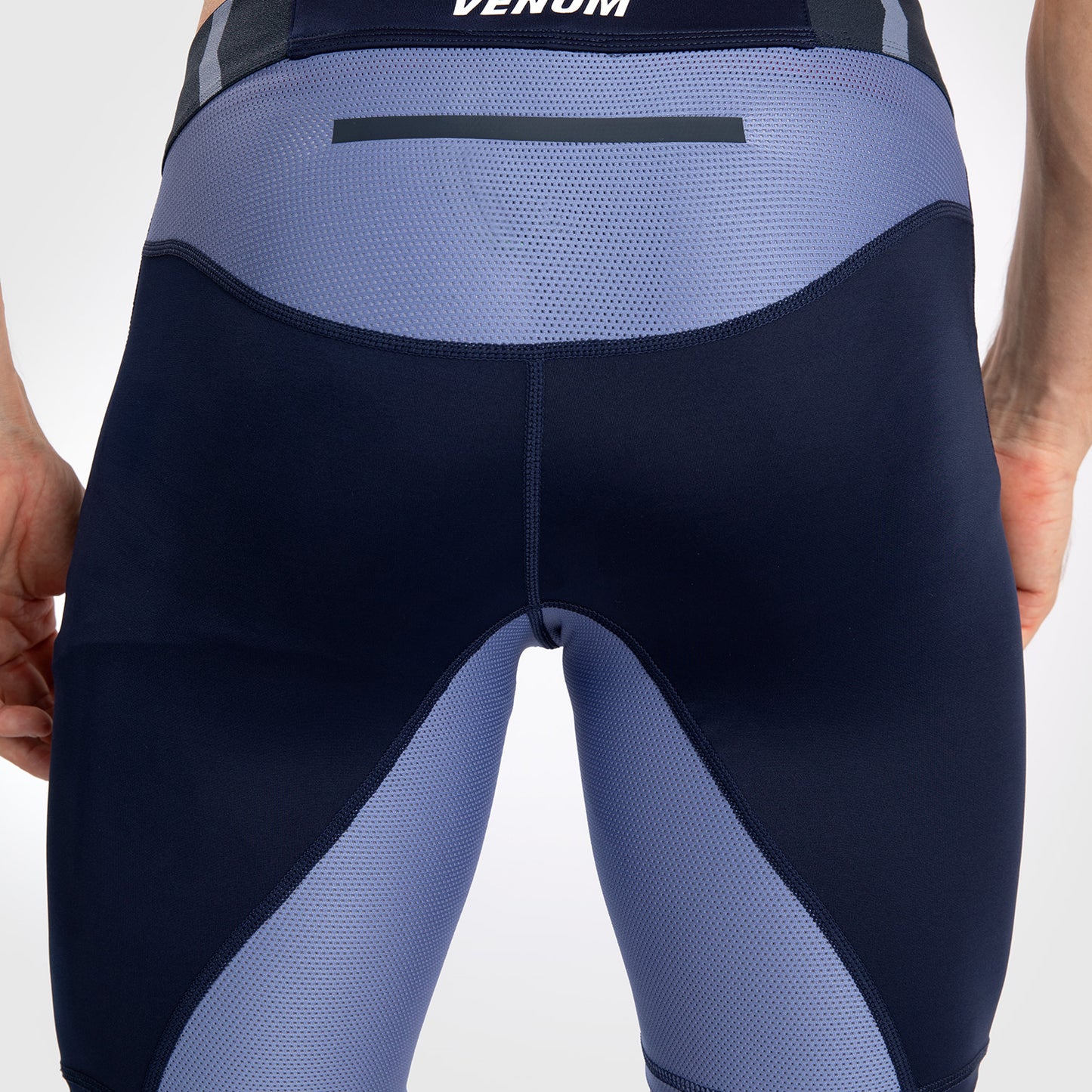 Venum Tempest 男士综合格斗短裤 – 藏青色/蓝色
