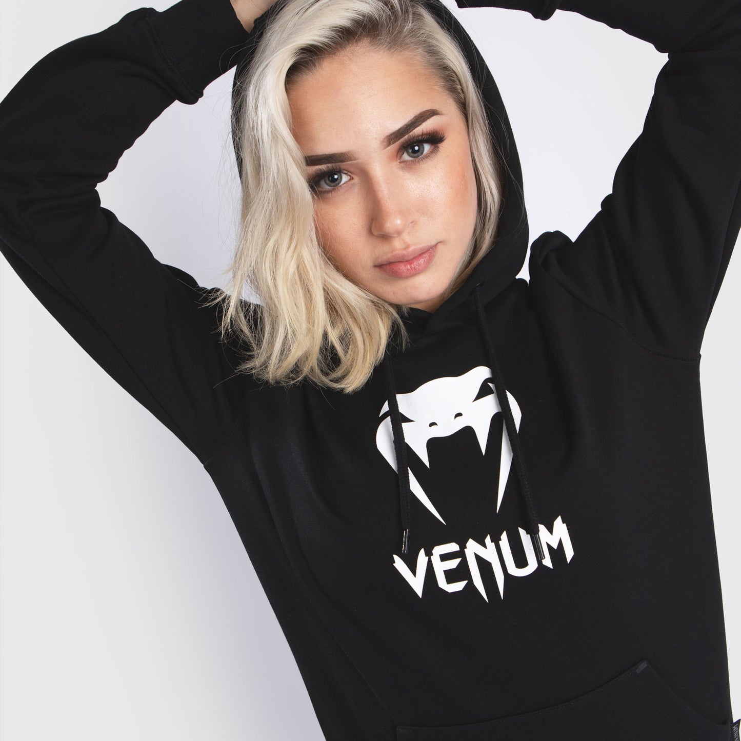 Venum Classic 连帽衫 – 女士款 – 黑色