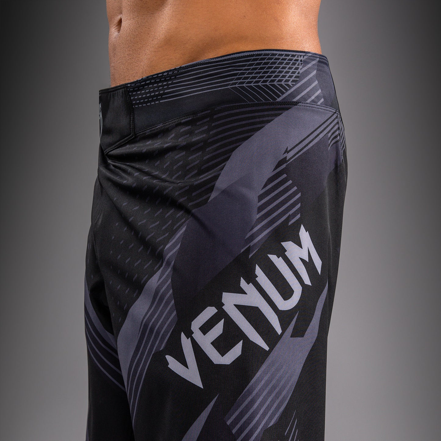 NO-GI 6.0 格斗短裤 – 黑色/灰色