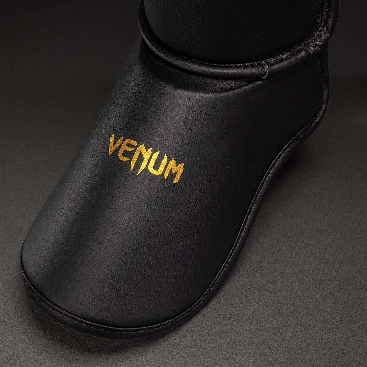 Venum Contender 1.5 护胫 - 黑色/金色