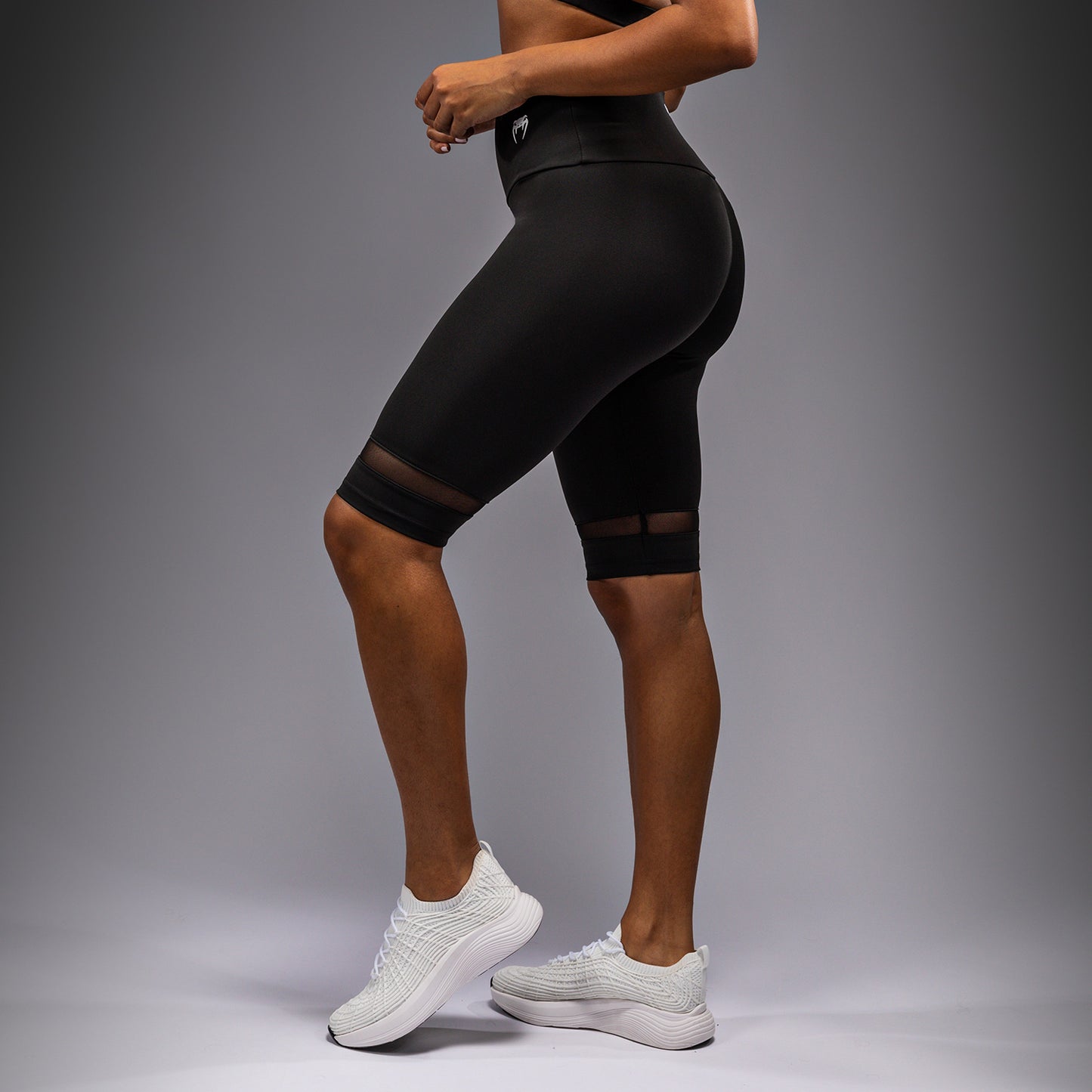 Venum Aero XT 女士紧身短裤 – 黑色