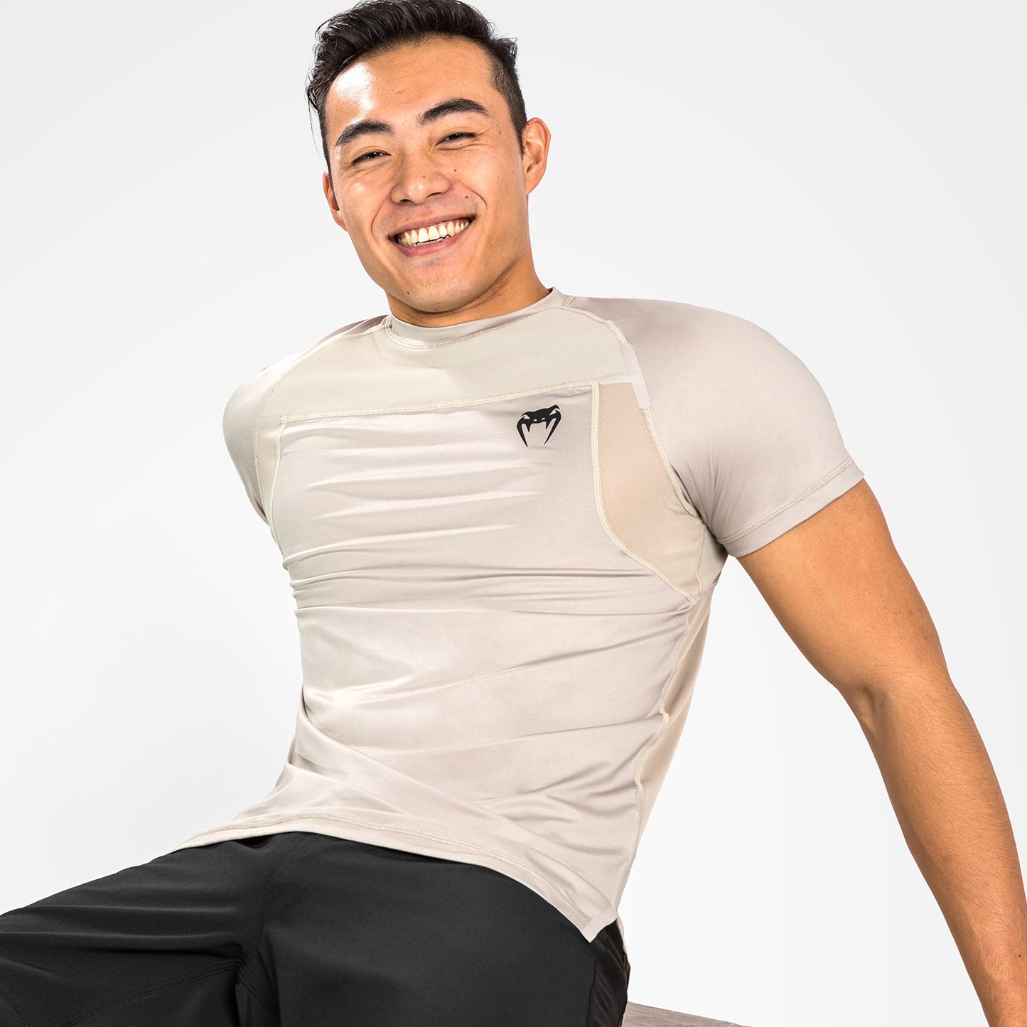 Venum G-Fit Air Dry Tech T恤 – 沙色