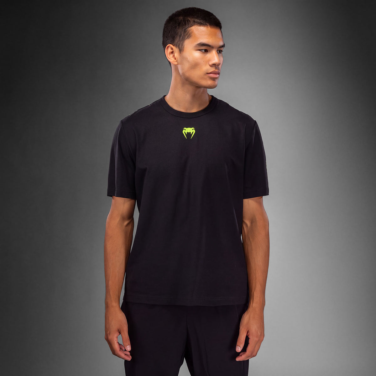 Venum Amazonia Reborn T恤 - 黑色/绿色