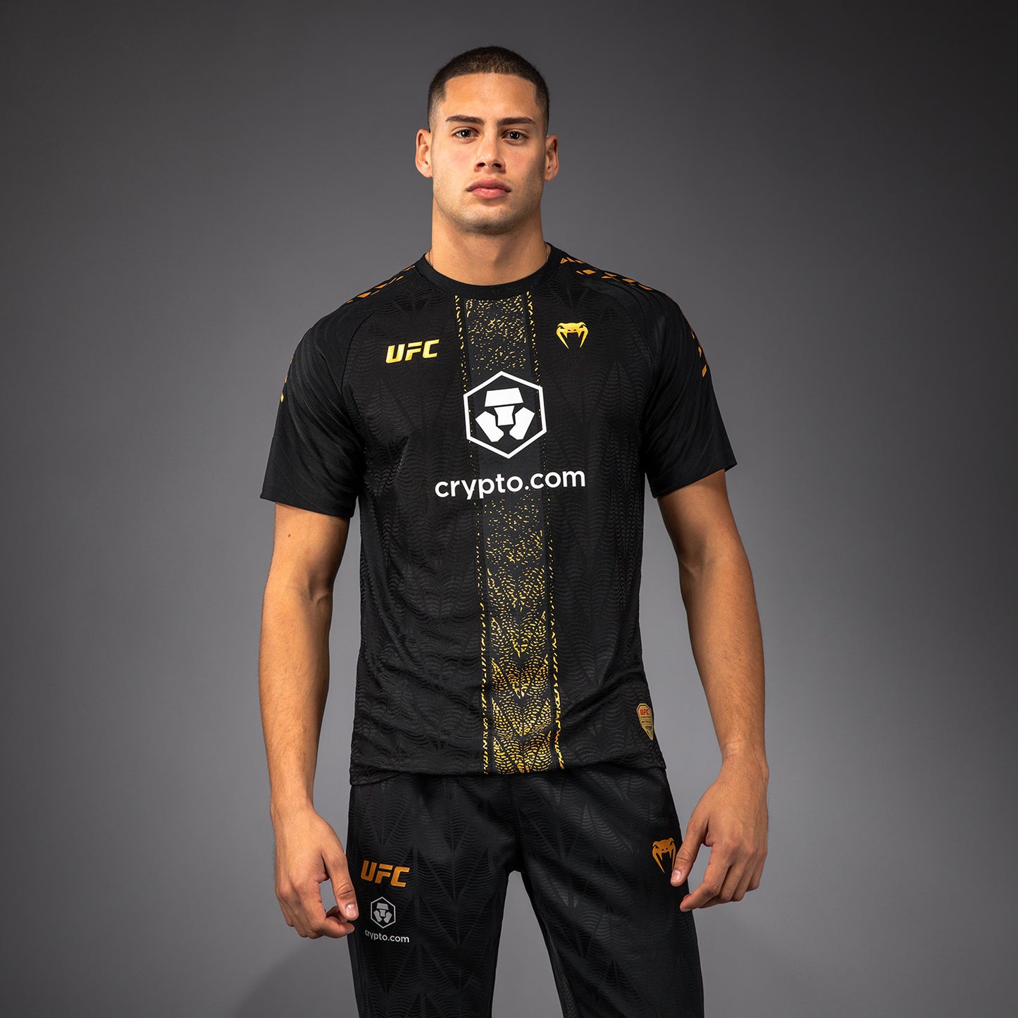 男士款 UFC Zenith by Venum Champion 真实比赛出场球衣