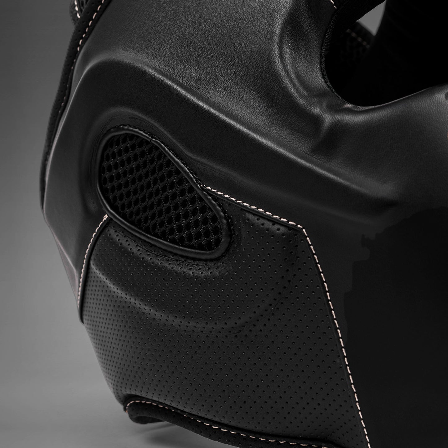 Venum Impact Evo 头盔 – 黑色