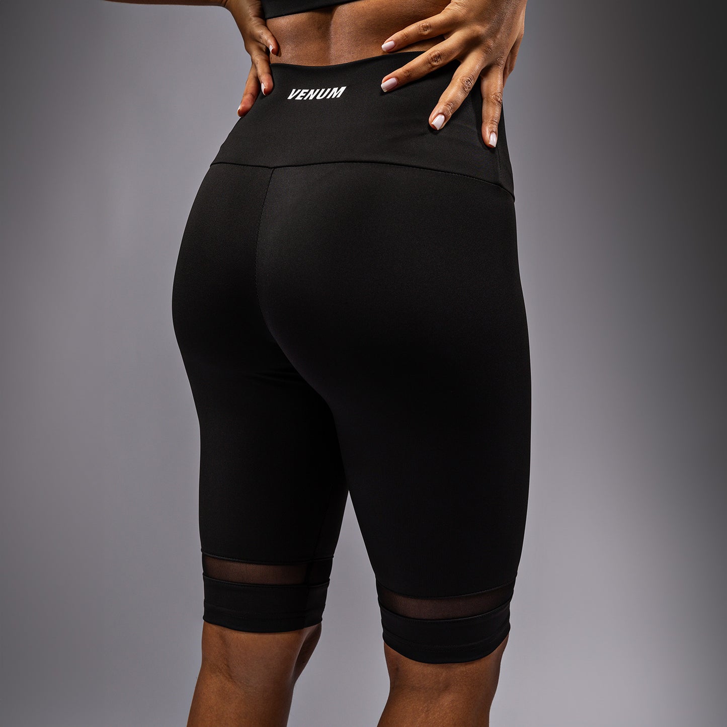 Venum Aero XT 女士紧身短裤 – 黑色