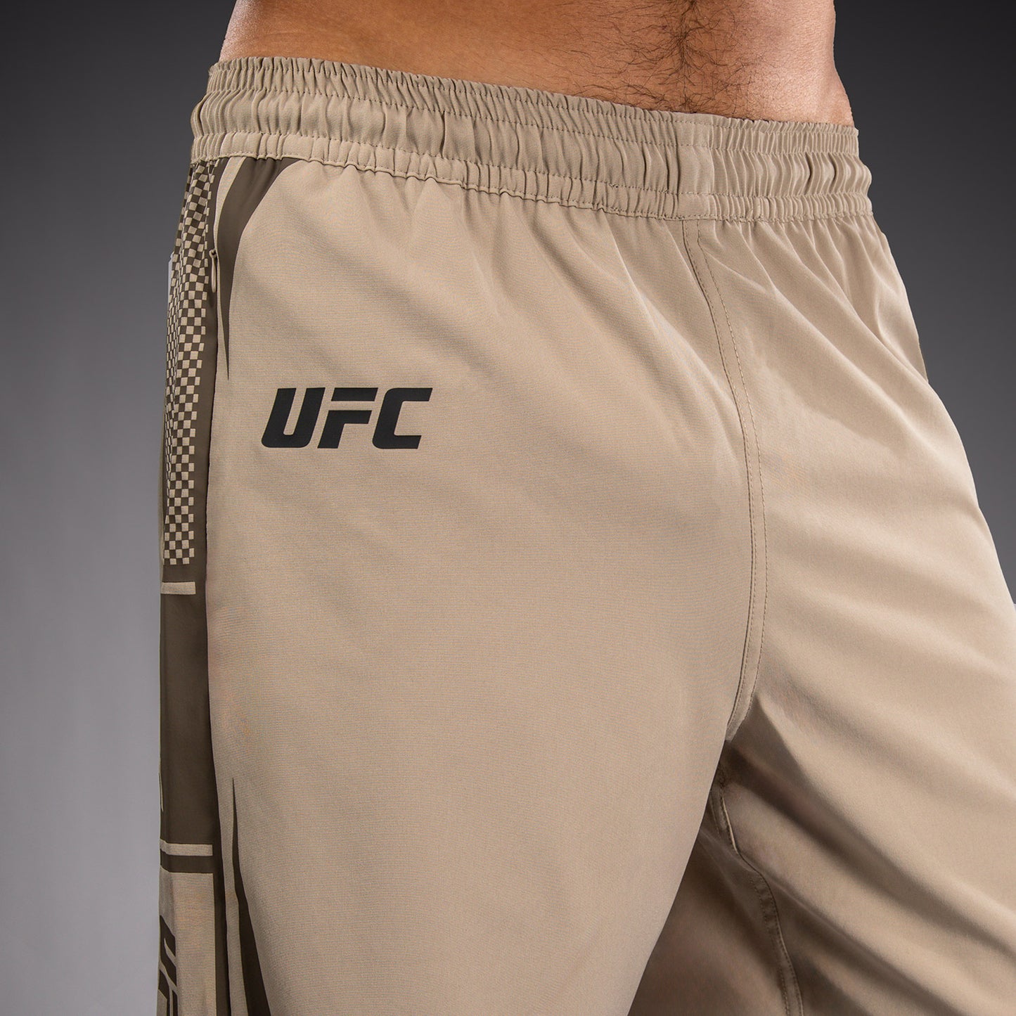 Venum UFC Unity by Venum Authentic Fight Week 男子功能短裤 - 沙色