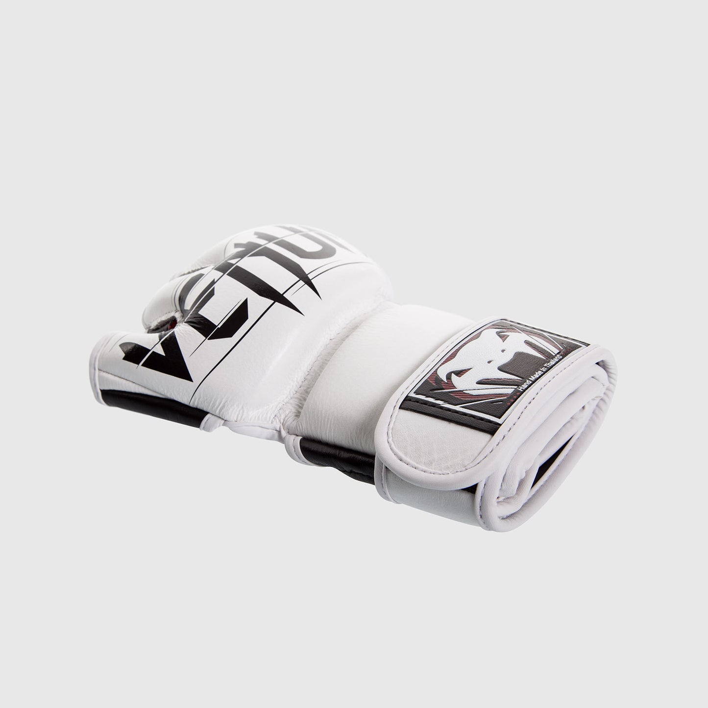Venum Undisputed 2.0 MMA手套 – 纳帕皮革