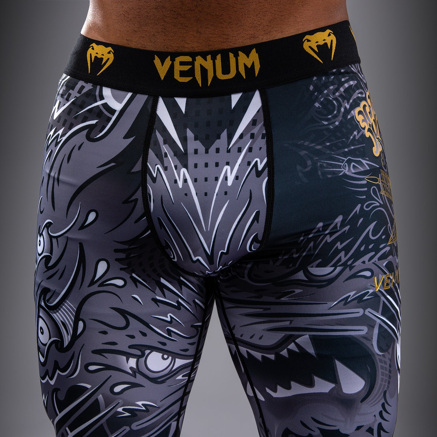 Venum Wolf Atak 紧身裤 – 黑色/灰色