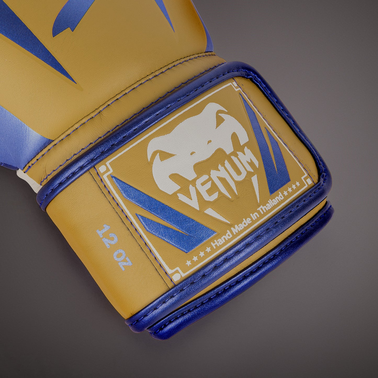 Venum Elite 拳击手套–驼色–特别版
