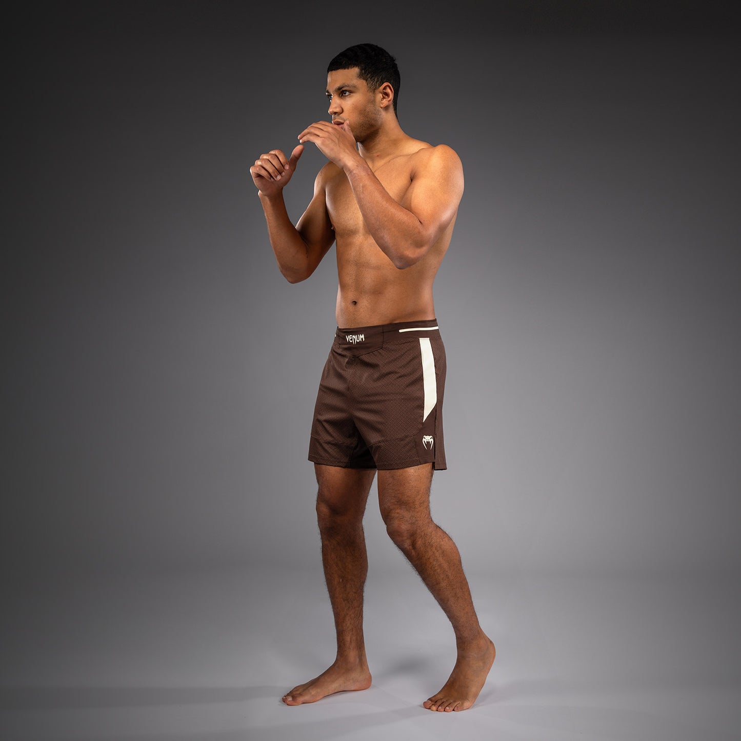Venum X Roger Gracie Academy 格斗短裤 – 深棕色