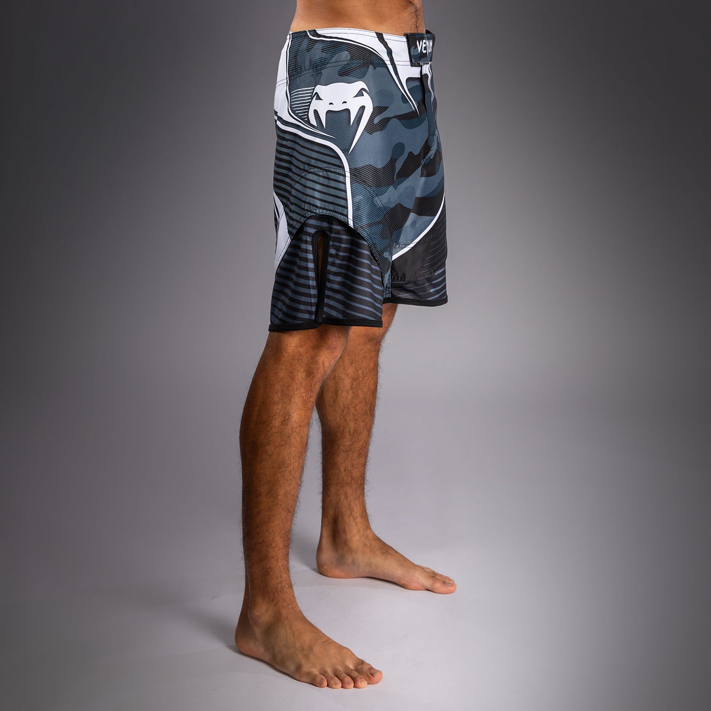 Venum Camo Hero 格斗短裤 - 深藏青色/蓝色