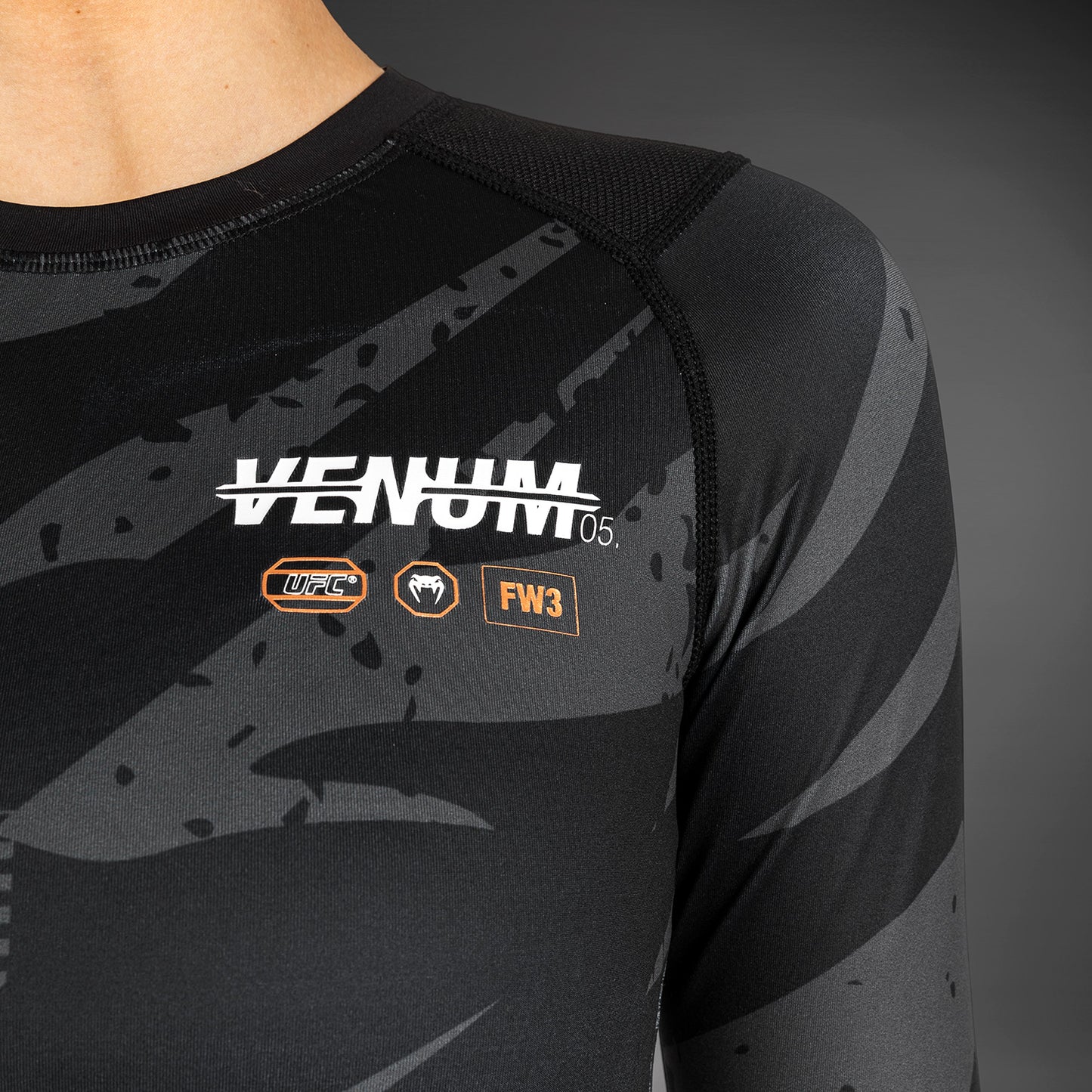 UFC Adrenaline by Venum Fight Week 女士紧身防磨衣–城市迷彩