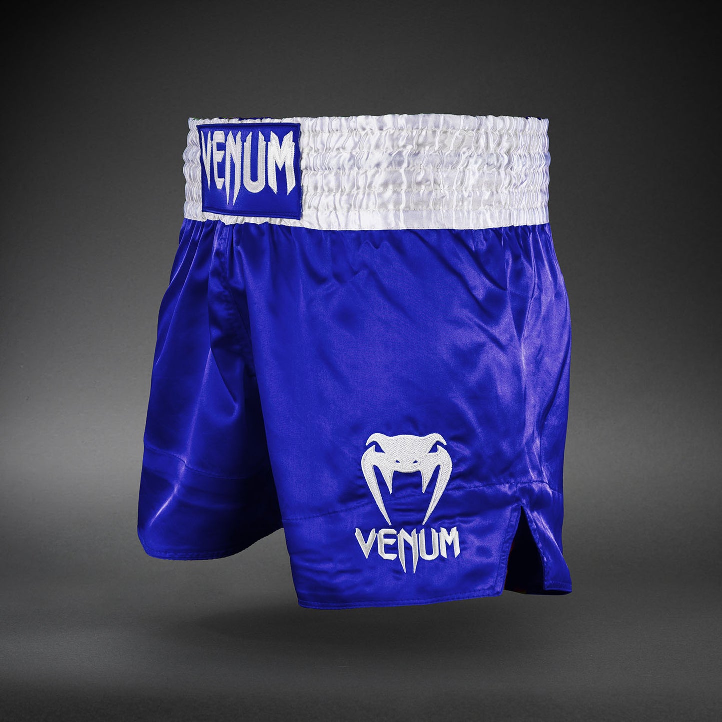 Venum Classic 泰拳短裤 – 蓝色