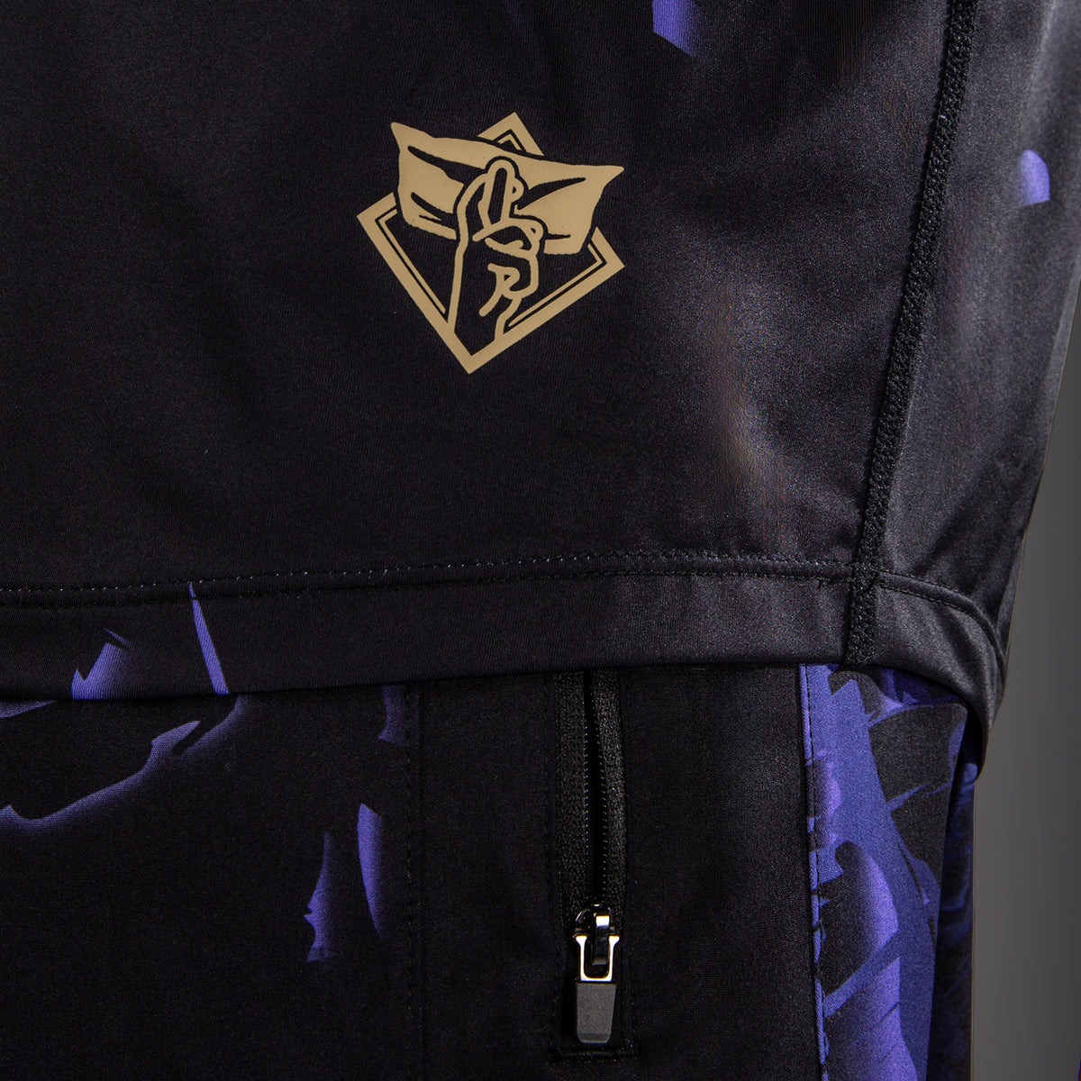 Jujutsu Kaisen x Venum Gojo Dry Tech T恤 – 紫色