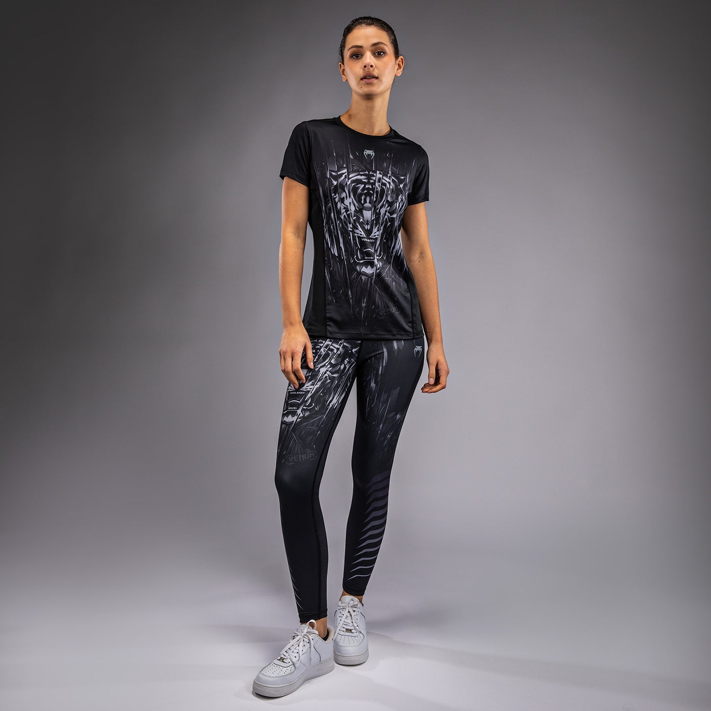 Venum Tiger 女士 Dry Tech T恤 – 黑色/银色