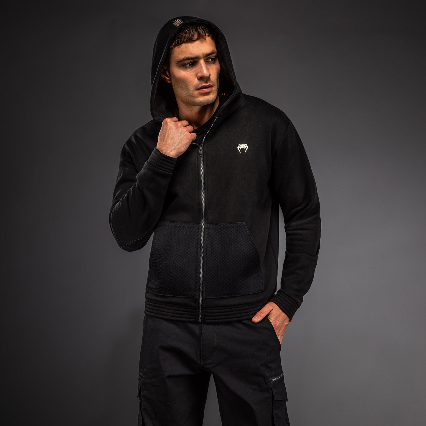 Venum Urban 柔术服连帽卫衣–黑色