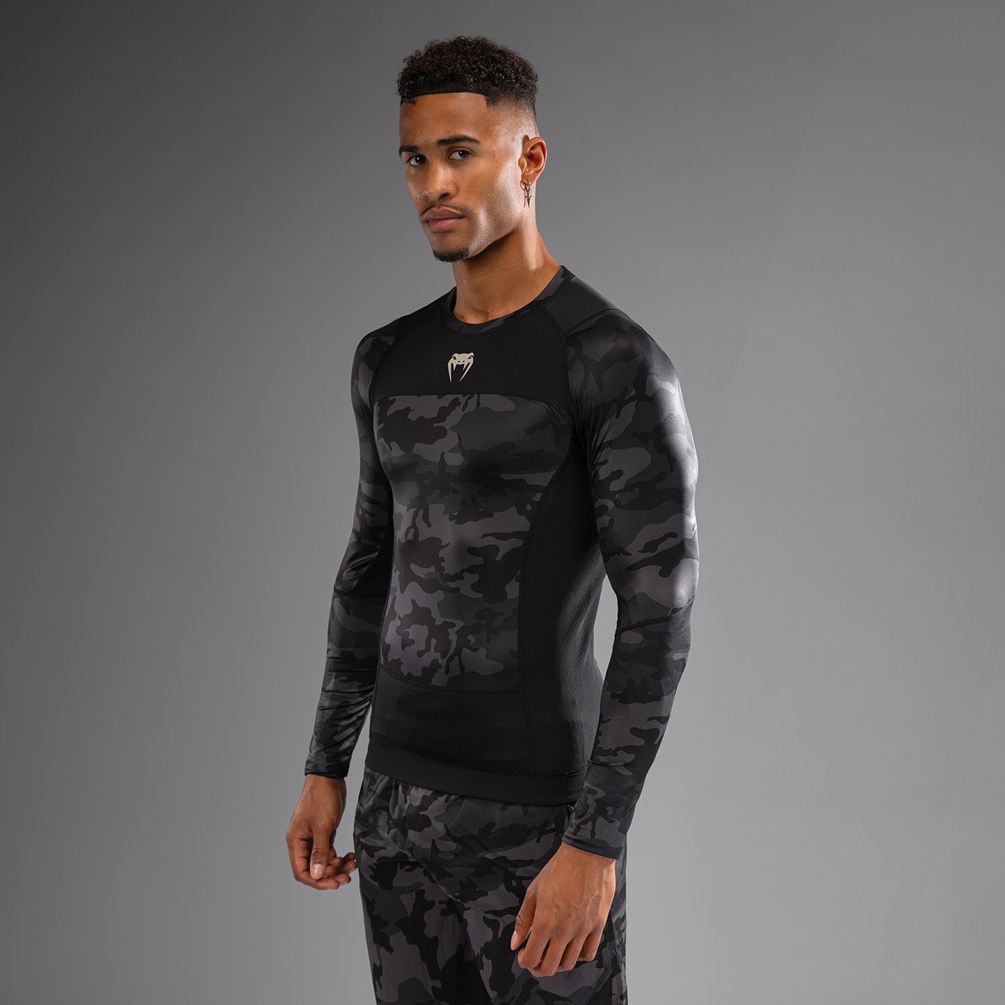 Venum G-Fit Air 男士长袖紧身防磨衣 – 数字城市迷彩