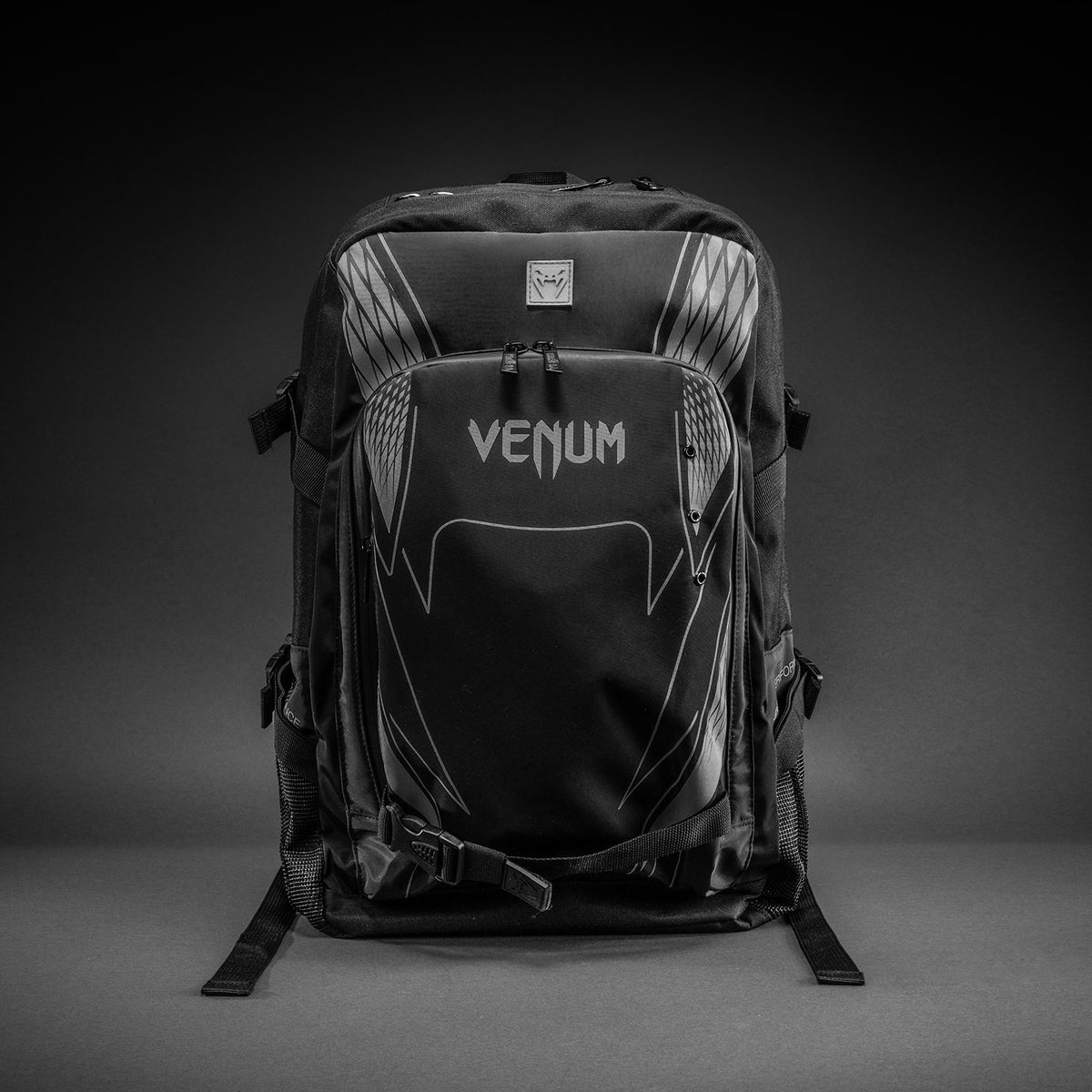 Venum Amazonia Reborn 双肩背包 (15-25 L) - 黑色/灰色