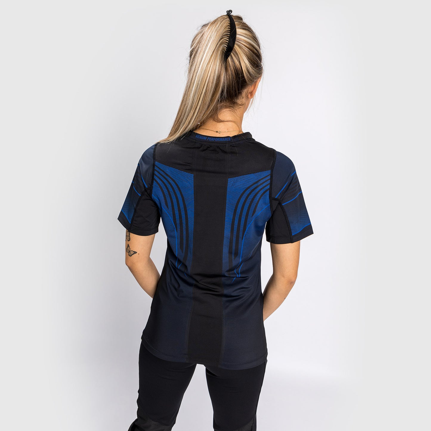UFC Authentic Fight Night 2.0 Kit By Venum 女士款出场球衣 – 午夜蓝版