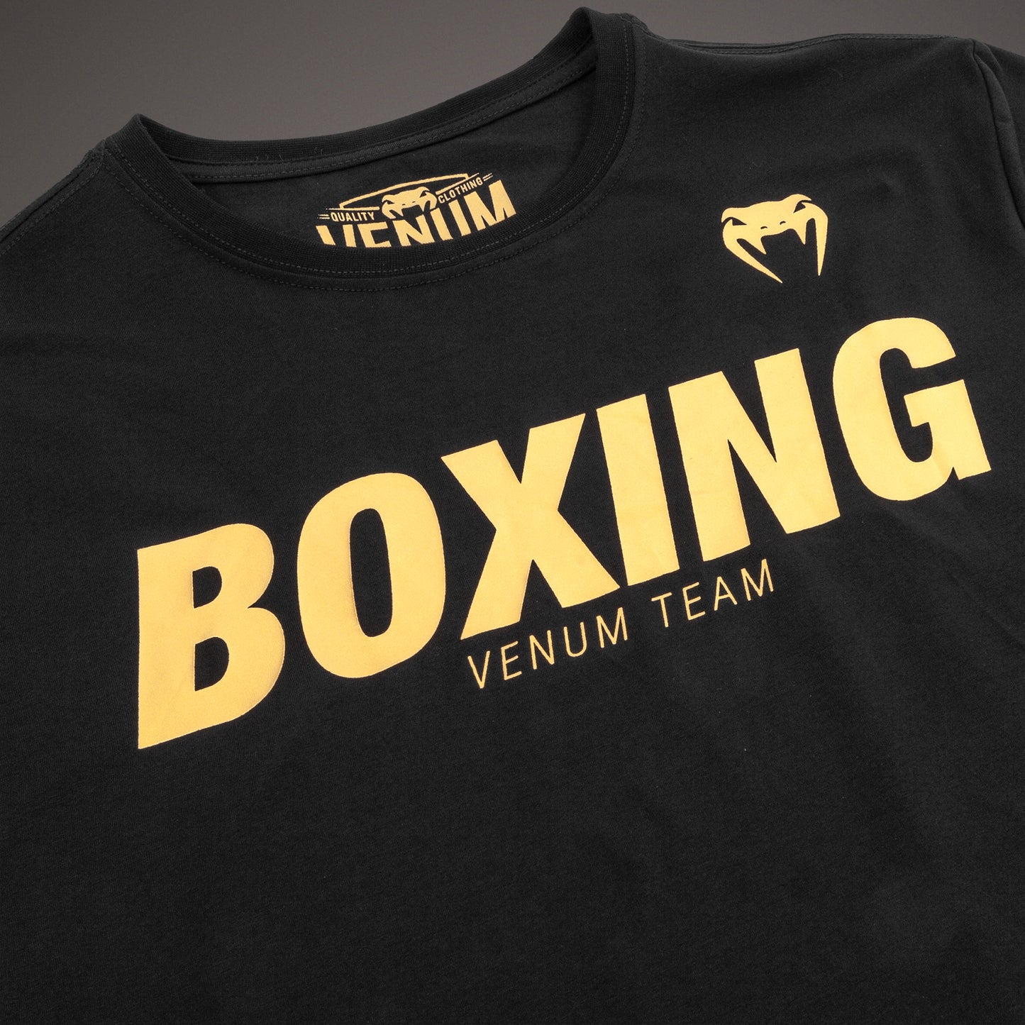 Venum Boxing VT T恤 – 黑色/金色