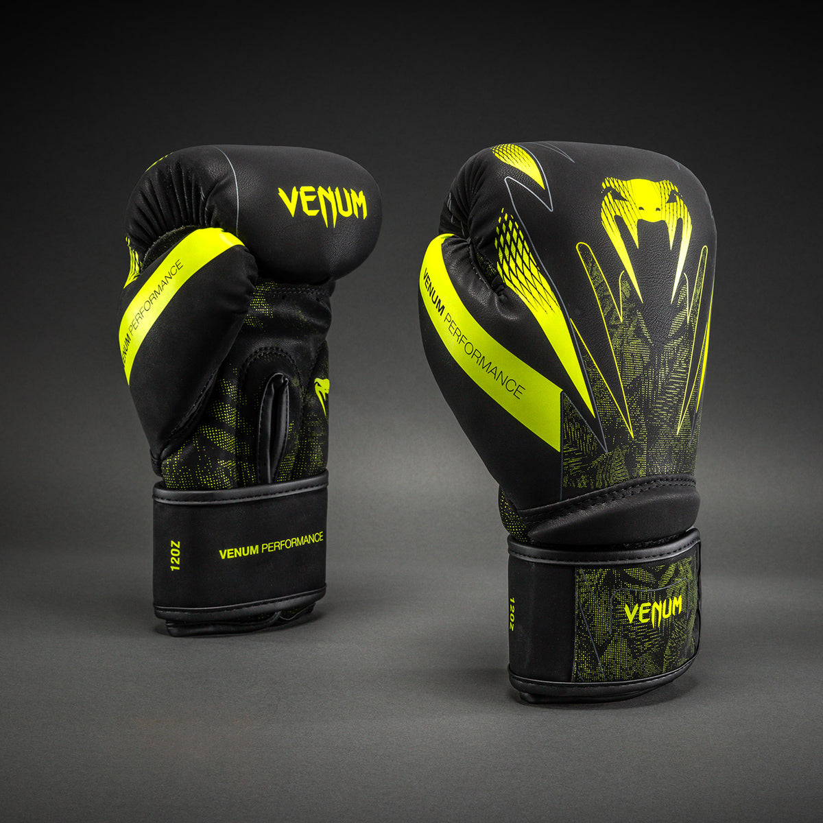 Venum Impact Amazonia Reborn 拳击手套 - 黑色/绿色