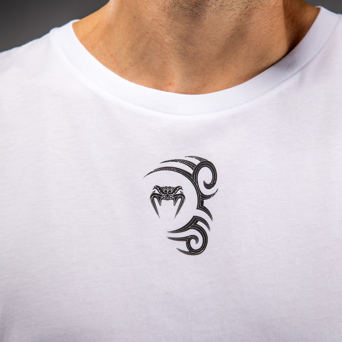 Venum x Mike Tyson: Tiger无袖T恤 – 纯白色