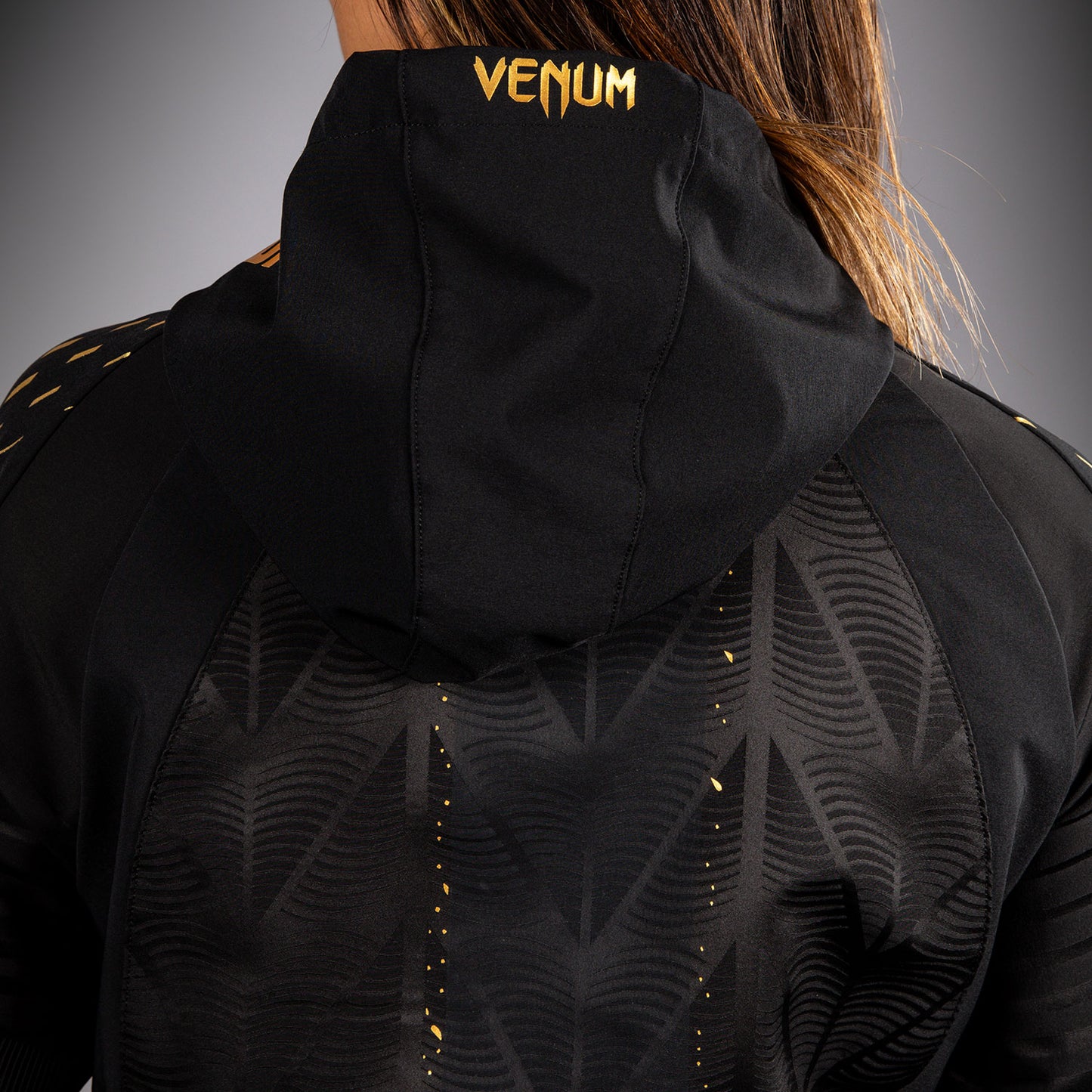 女士款 UFC Zenith by Venum Champion 正品比赛出场连帽衫