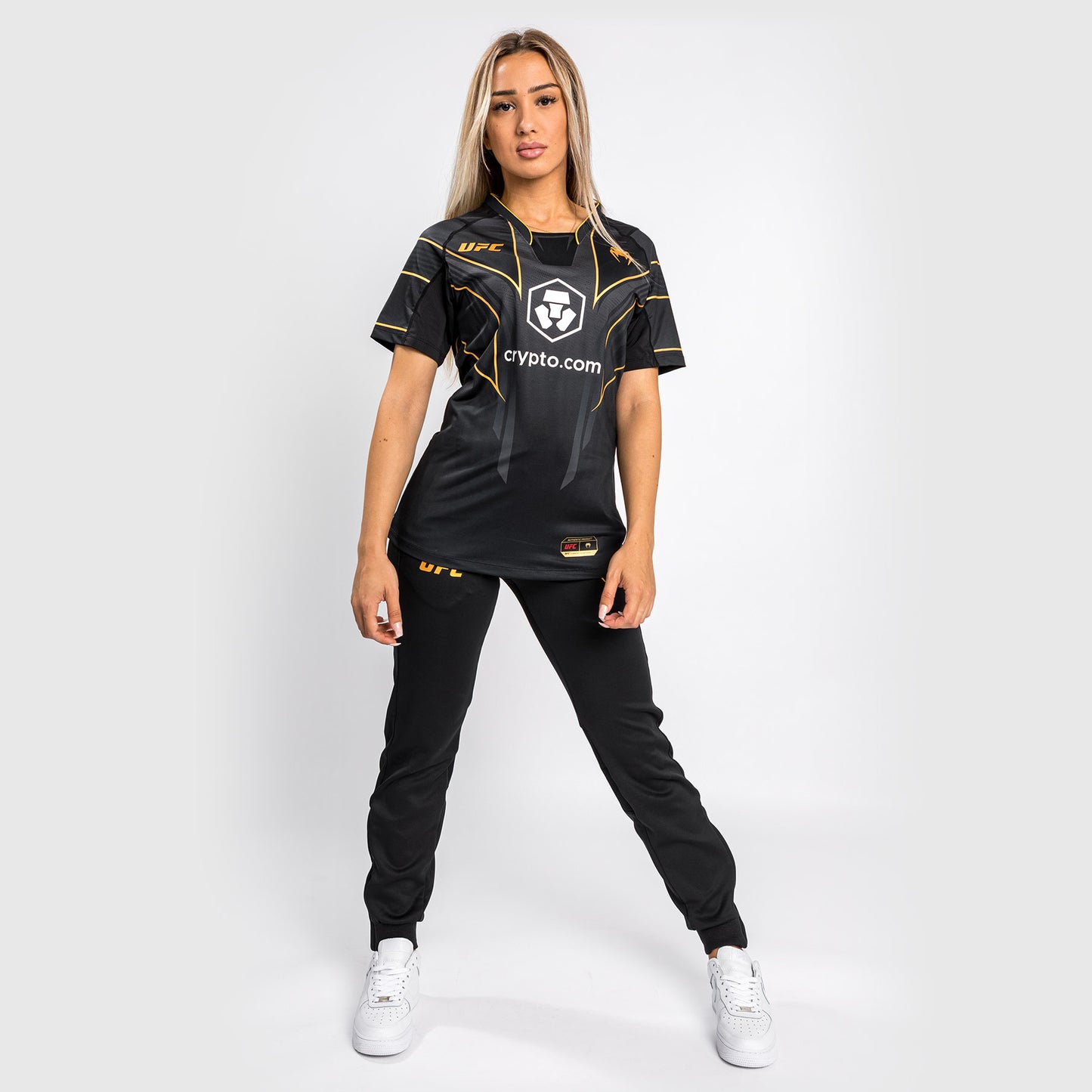 UFC Venum Authentic Fight Night 2.0 Kit by Venum 女士出场T恤 – 冠军款