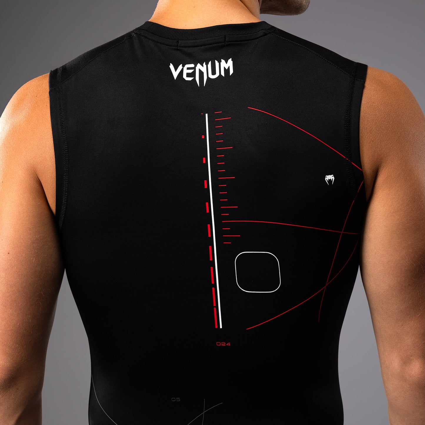 Venum Tactical XT 无袖紧身防磨衣 – 黑色/火红色