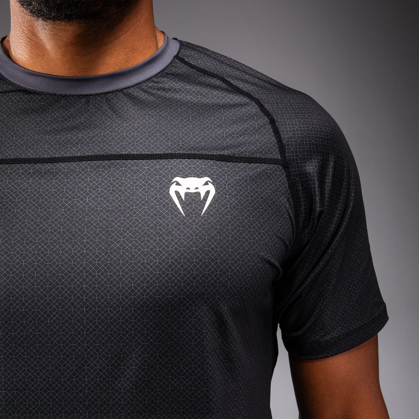 Venum X Roger Gracie Academy Dry Tech T恤 – 黑色