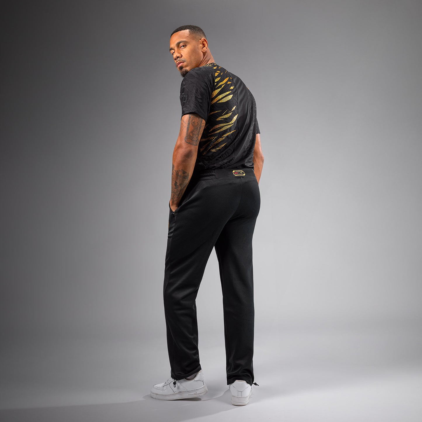 UFC Fusion by Venum Authentic Fight Night 男士直筒走秀长裤 – Champion