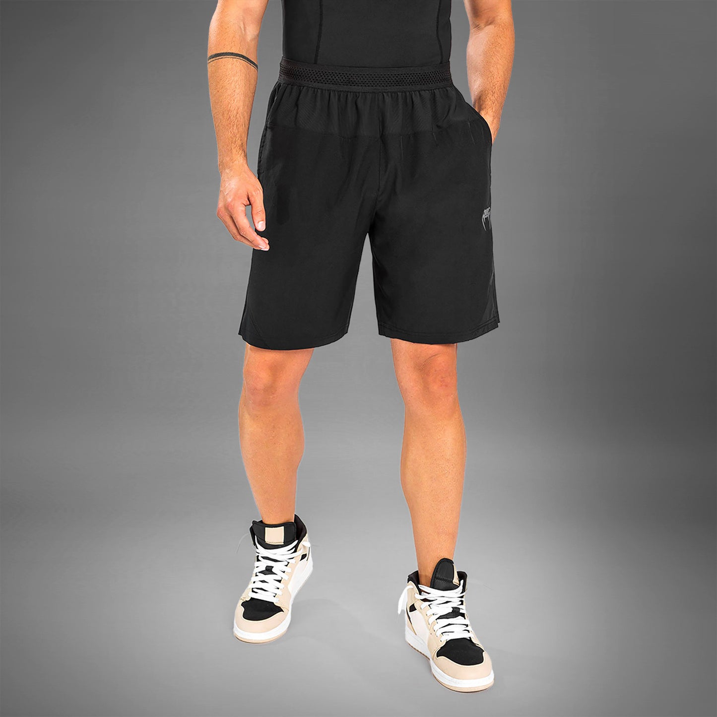 Venum G-Fit Air 训练短裤 – 黑色