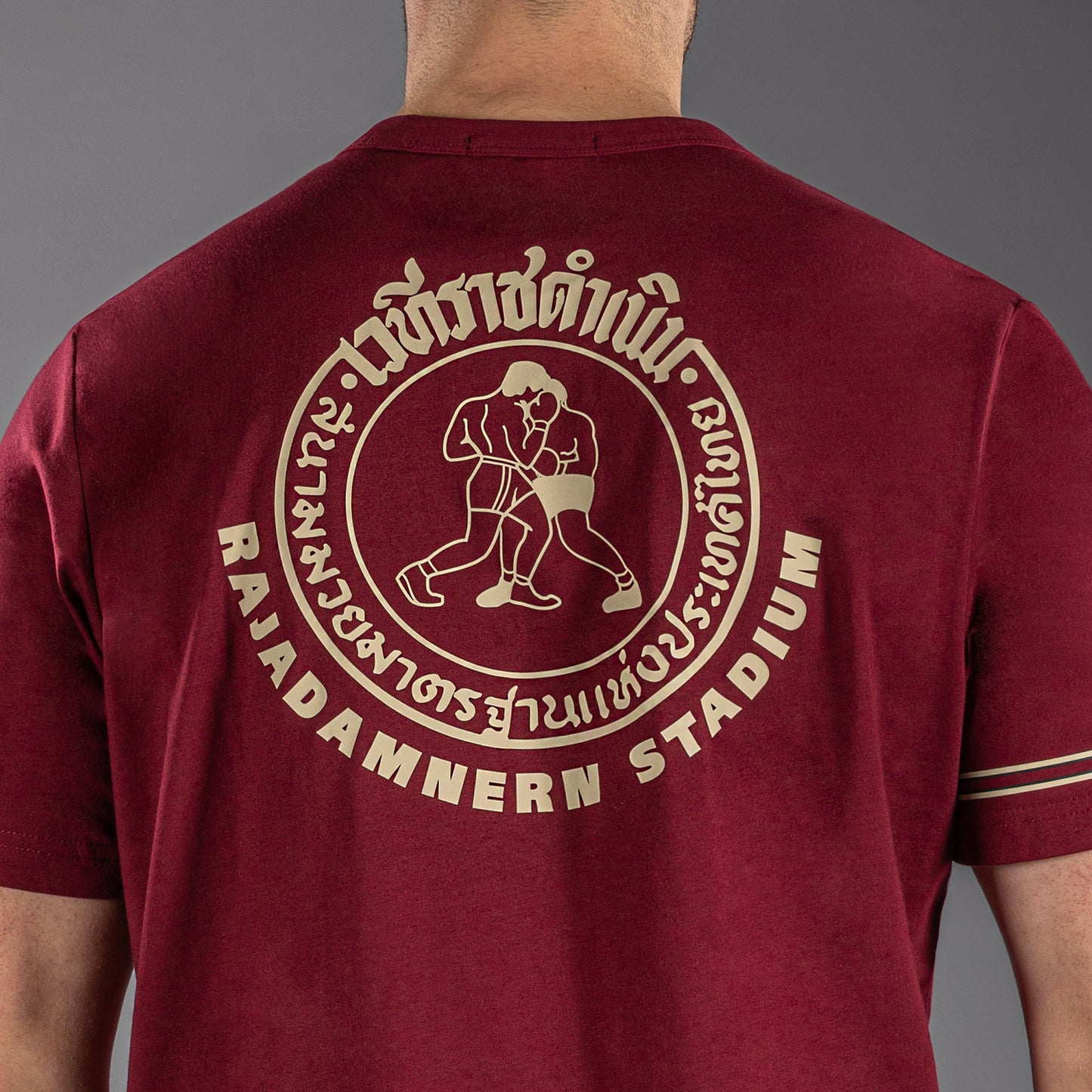 Venum x Rajadamnern T恤 – 酒红色