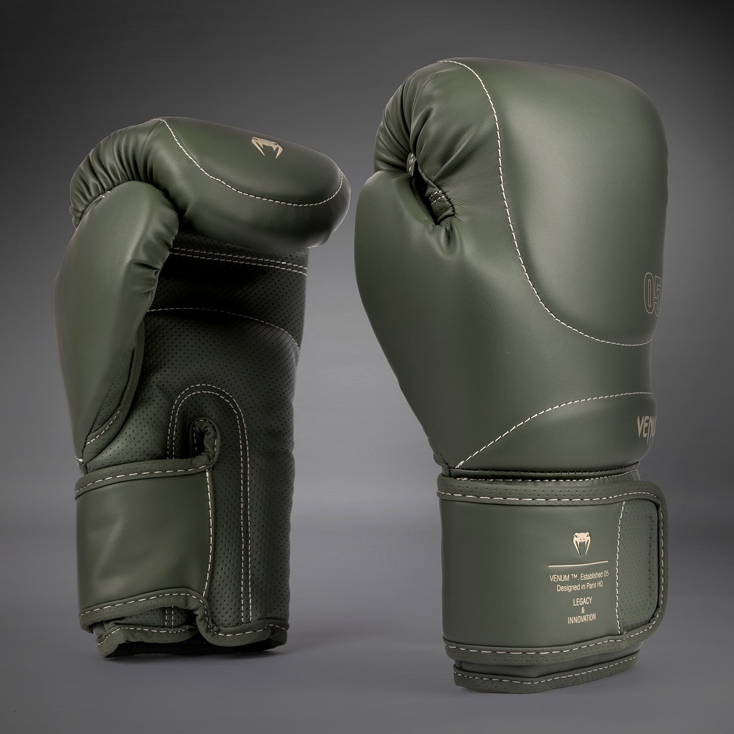 Venum Impact Evo 拳击手套 – 军绿色