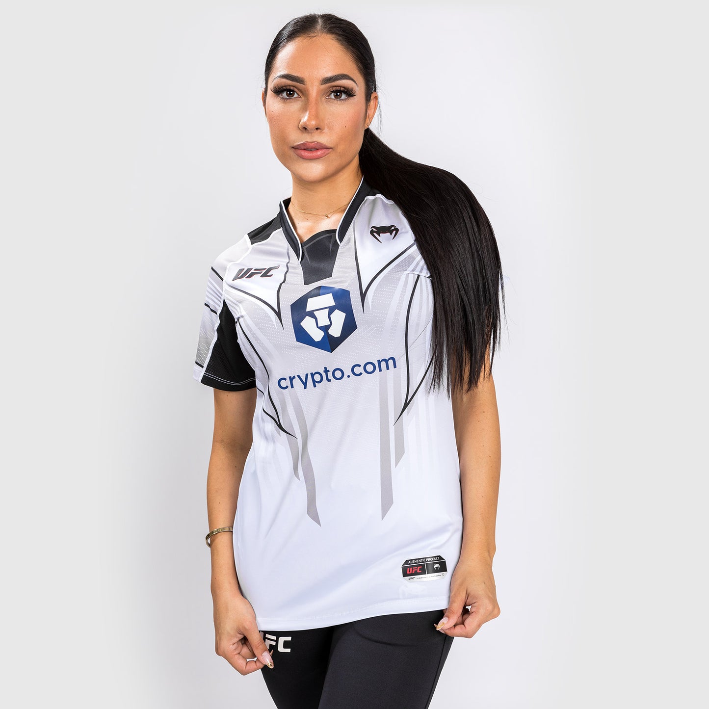 UFC Venum Authentic Fight Night 2.0 Kit by Venum 女士款出场T恤 – 白色