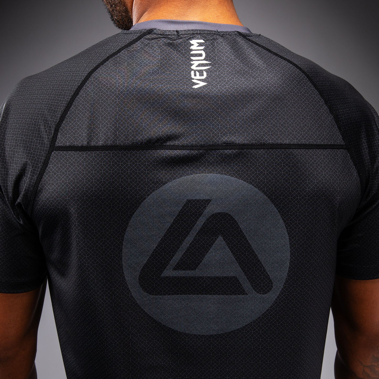 Venum X Roger Gracie Academy Dry Tech T恤 – 黑色