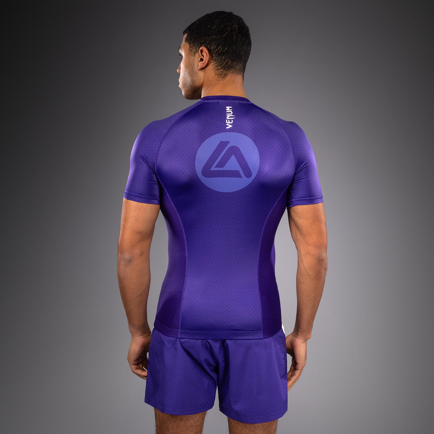 Venum X Roger Gracie Academy 短袖紧身防磨衣 – 紫色