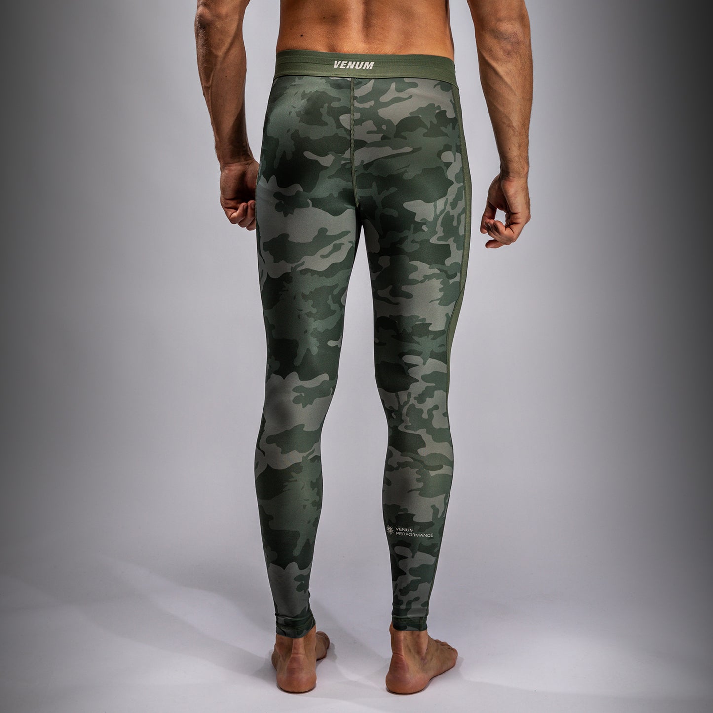 Venum G-Fit Air 男士紧身裤 – 军绿色迷彩