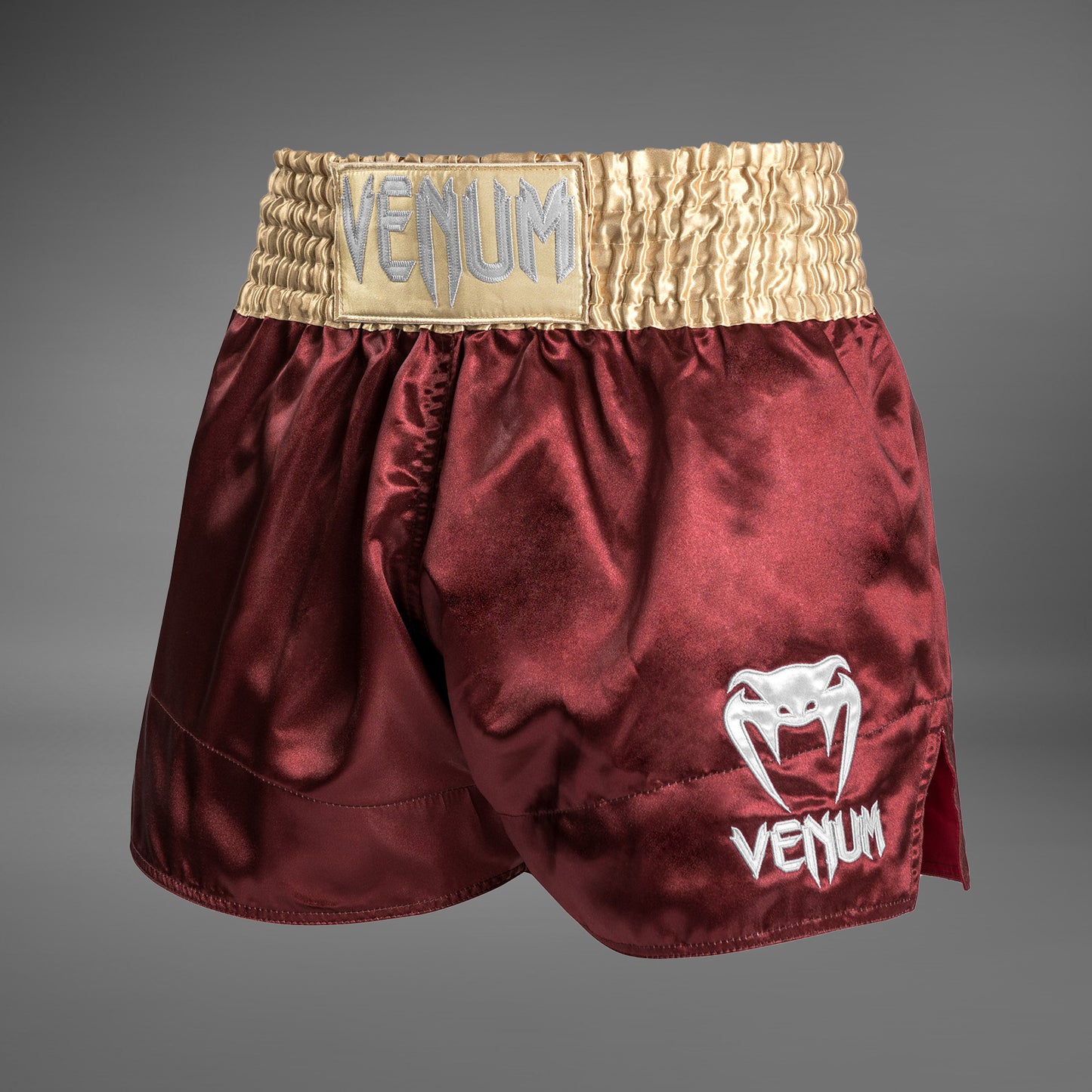 Venum Classic 泰拳短裤 – 酒红色/金色/白色
