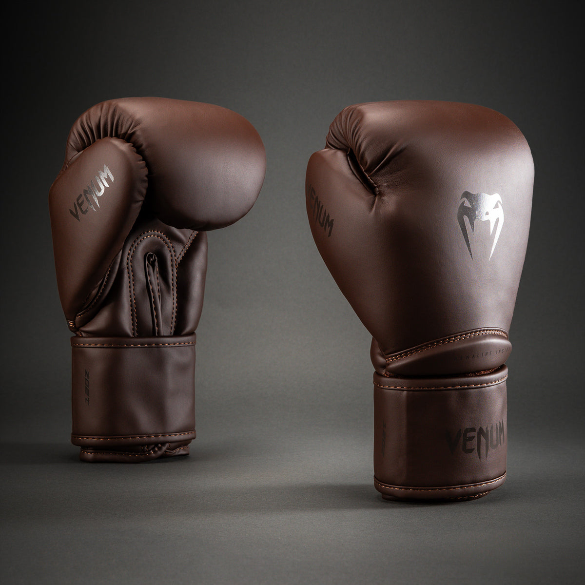 Venum Contender 1.5 拳击手套 - 深棕色