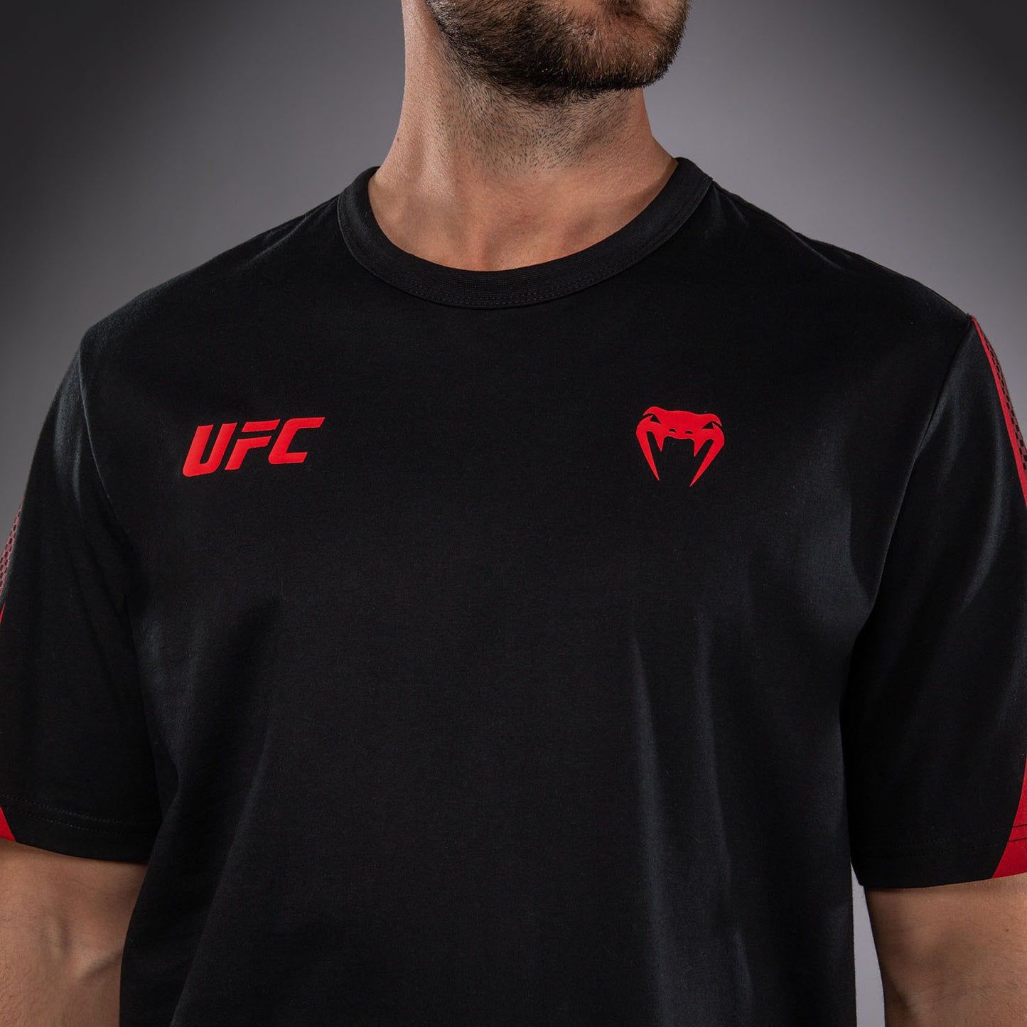 Venum UFC Unity by Venum Authentic Fight Week 男子短袖T恤 - 黑色
