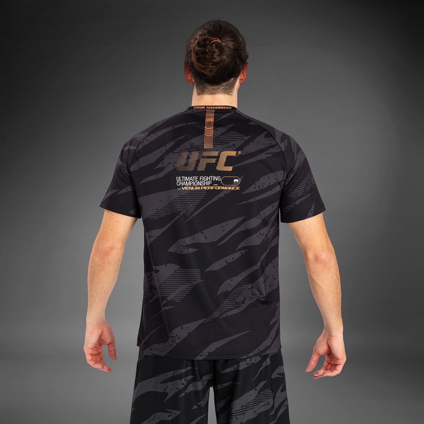 UFC Adrenaline by Venum 男士 Fight Week Dry Tech T恤 – 城市迷彩