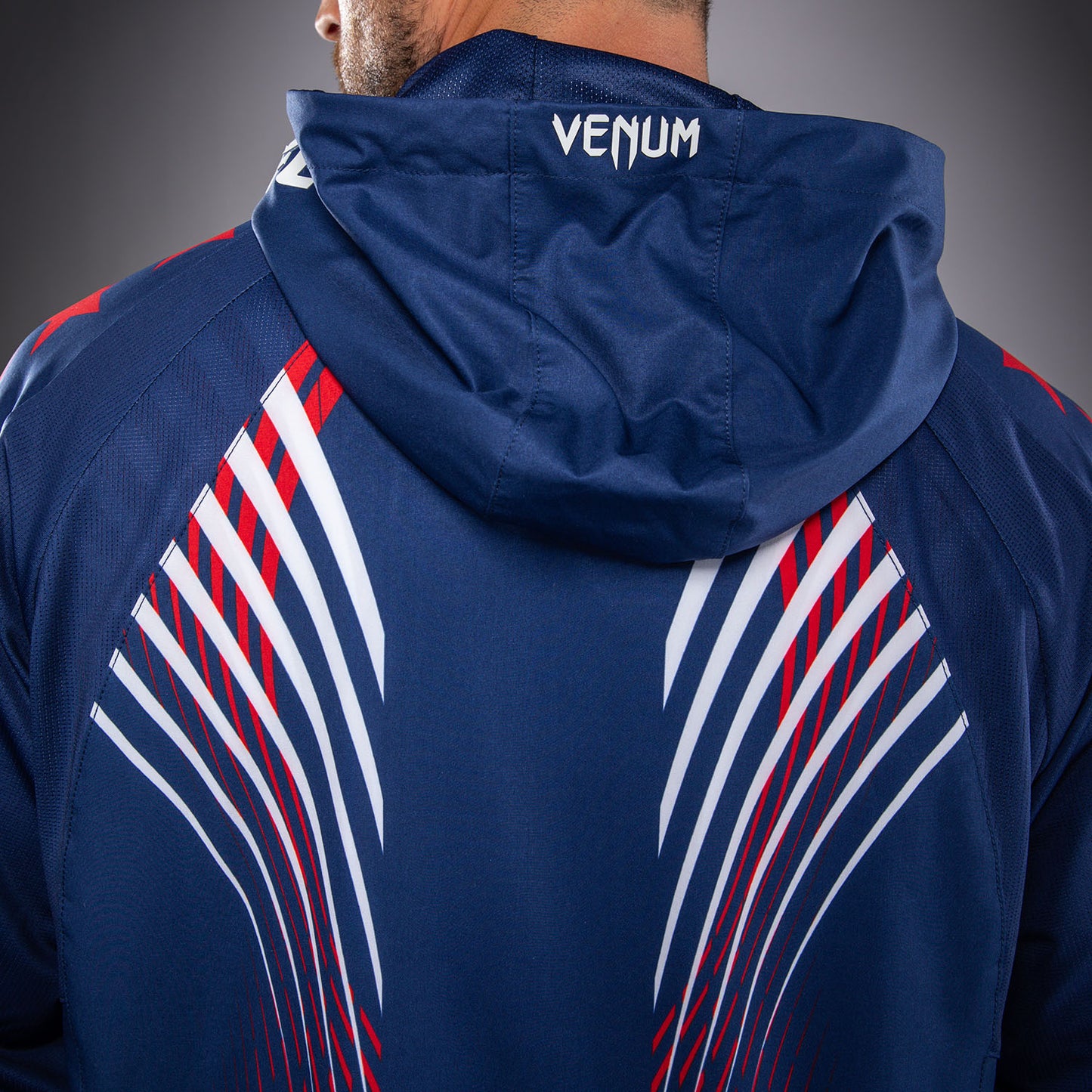 Official UFC Freedom 250 by Venum 男士 Authentic Fight Night Walkout 出场连帽衫 - 蓝色