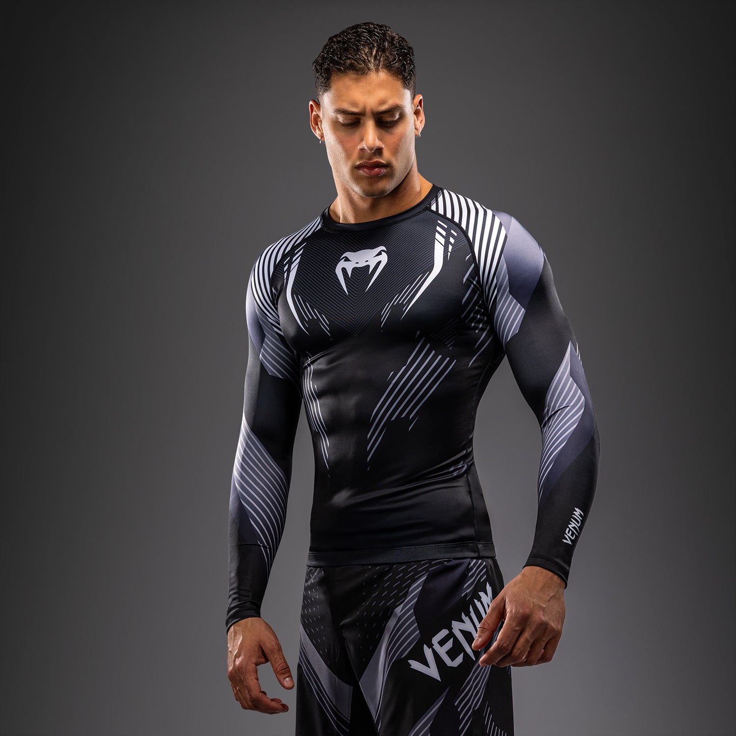 NO-GI 6.0 长袖紧身防磨衣 – 黑色/白色