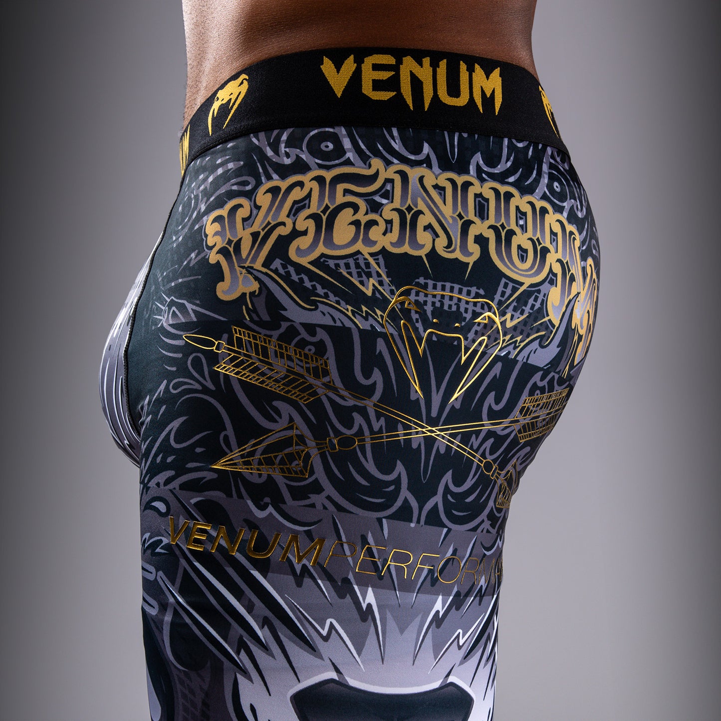 Venum Wolf Atak 紧身裤 – 黑色/灰色