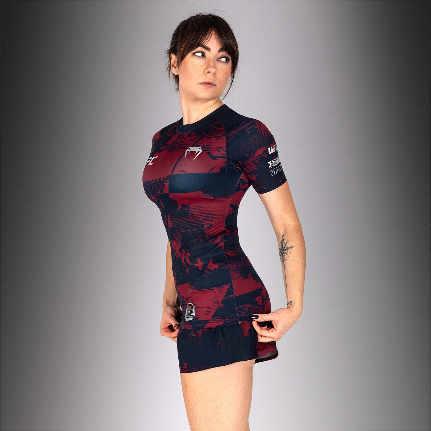 Women’s UFC Zenith by Venum 藏青色正品格斗周短袖紧身防磨衣